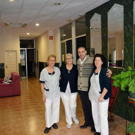 מאלגה Hostal La Casa De Enfrente מראה חיצוני תמונה