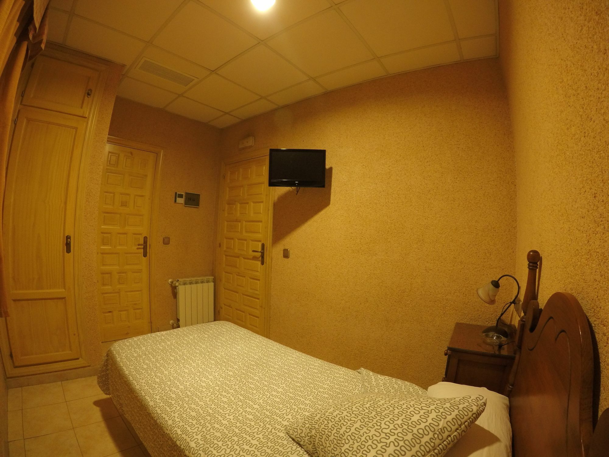 מאלגה Hostal La Casa De Enfrente מראה חיצוני תמונה