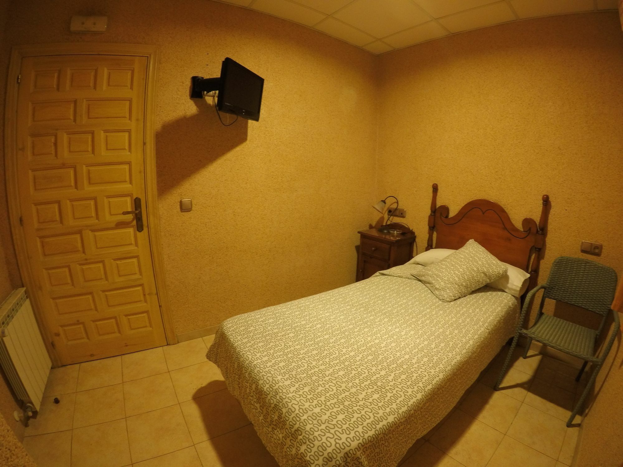 מאלגה Hostal La Casa De Enfrente מראה חיצוני תמונה